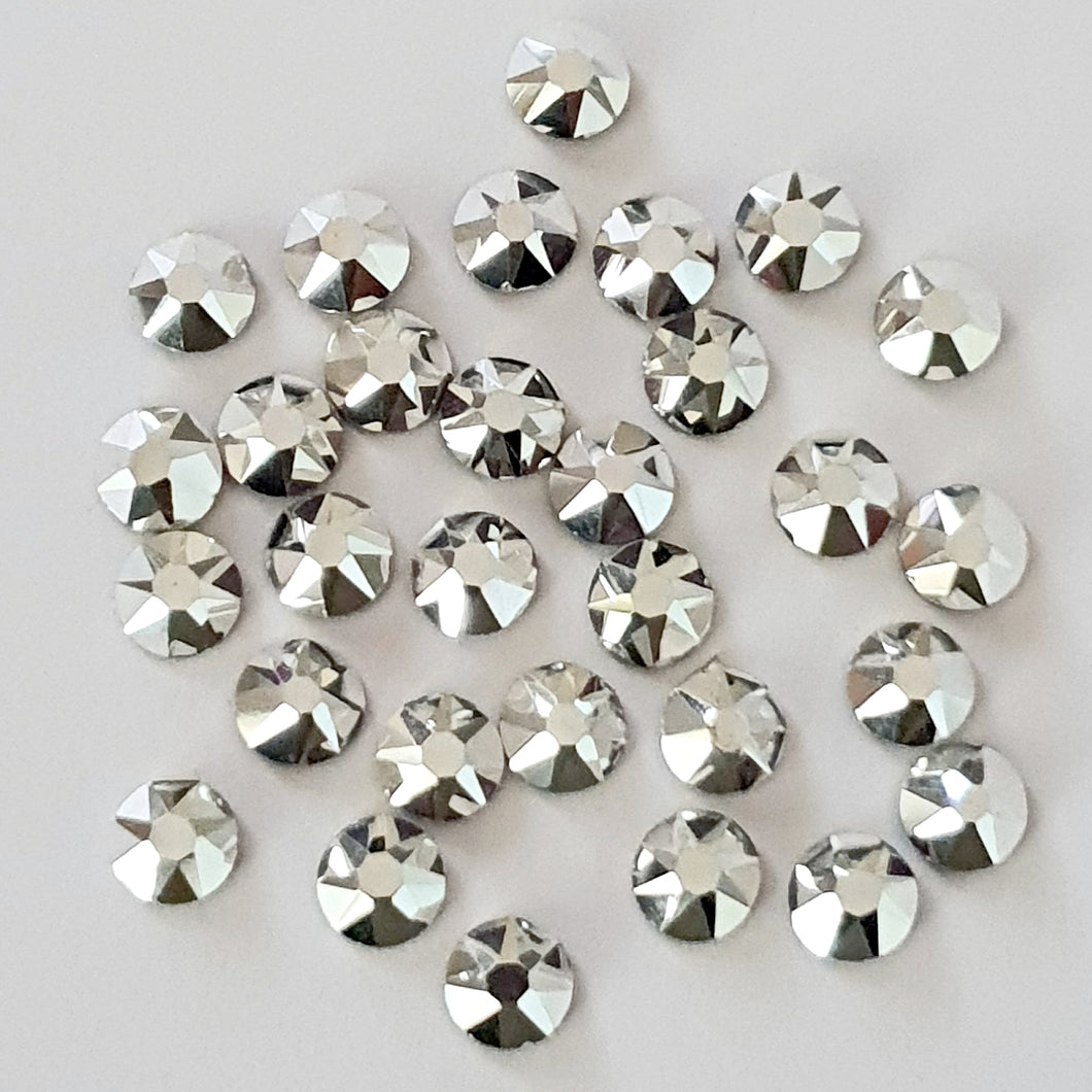 AAA+ Glitz It GLUE ON  Flatbacks Crystals: Metallic Silver