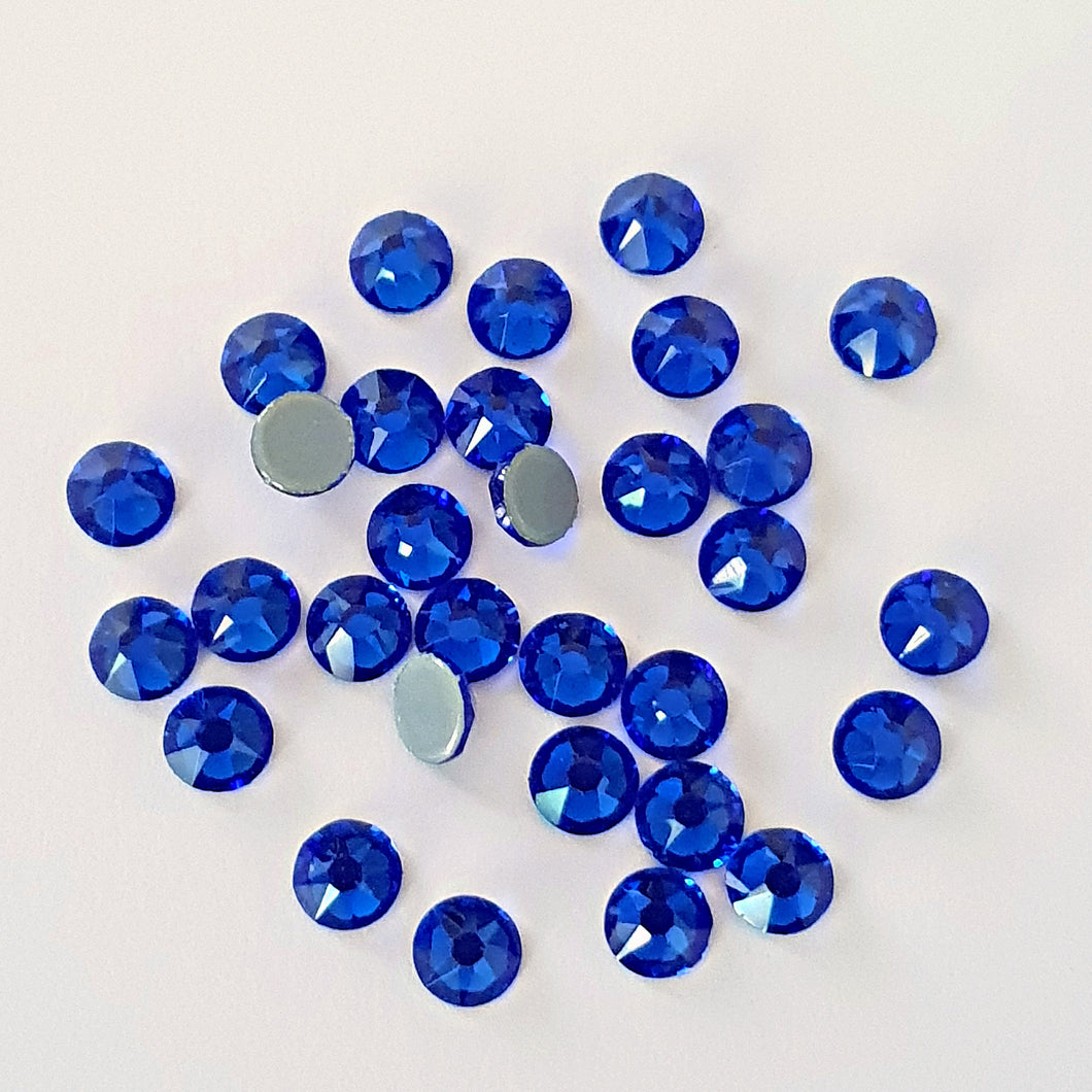 AAA+ Glitz It HOTFIX Flatback Crystals : Sapphire