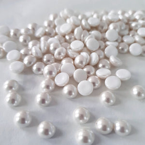 Preciosa®️ Glue On Cabochon Flatbacks : White Pearl Effect