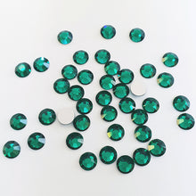 Preciosa®️ Glue On Flatbacks : Emerald