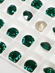 Swarovski Emerald Green Chaton Crystals - Glitz It