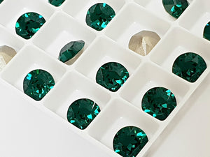 Swarovski Emerald Green Chaton Crystals - Glitz It