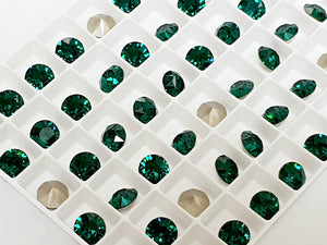 Swarovski Emerald Green Chaton Crystals - Glitz It