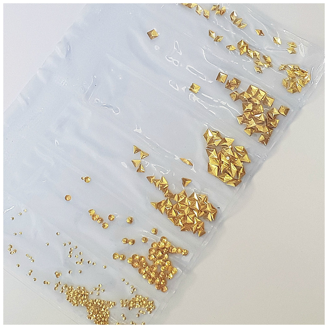 6 Grid Bag Alloys for Nail Art: Gold Geometric Studs